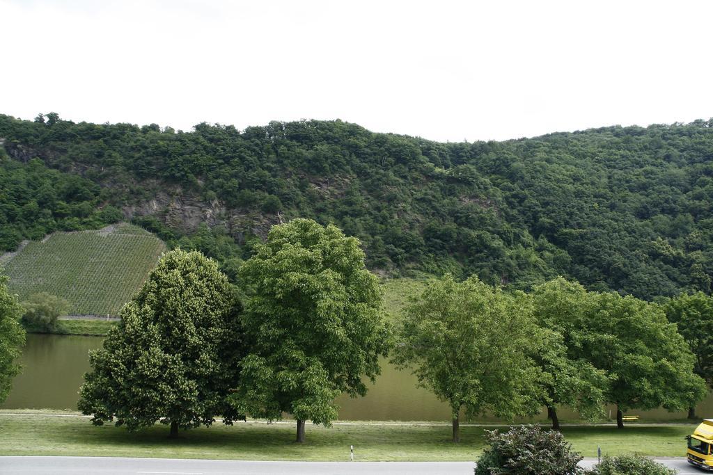 Haus Klosterblick Kröv Exterior foto